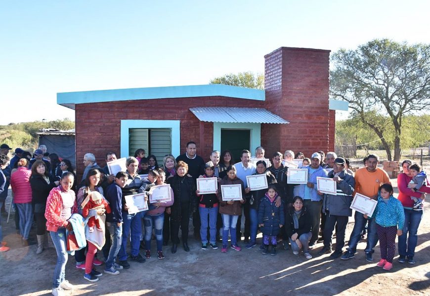 El gobierno de la provincia dejo habilitadas 42 nuevas viviendas sociales en la ciudad de Clodomira