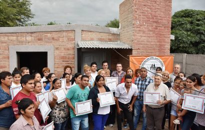 33 familias del dpto Banda fueron beneficiadas con viviendas sociales