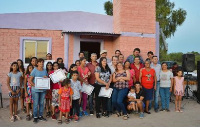 Entrega de Viviendas Sociales en Dpto. Moreno