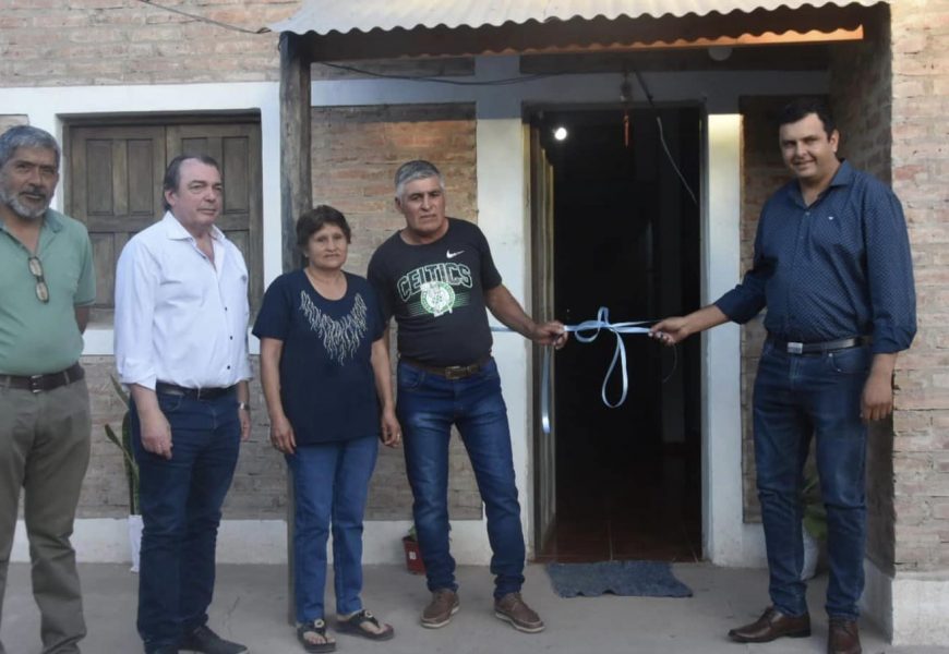 Entrega de 7 Viviendas Sociales en Dpto. Juan Felipe Ibarra